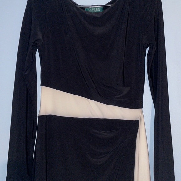 Black evening dress - Picture 6 of 9